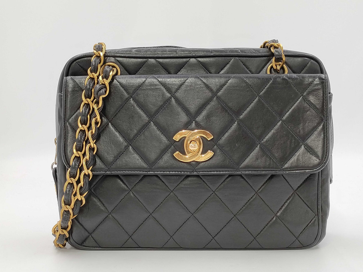 CHANEL Matelasse Shoulder Bag Shoulder Bag