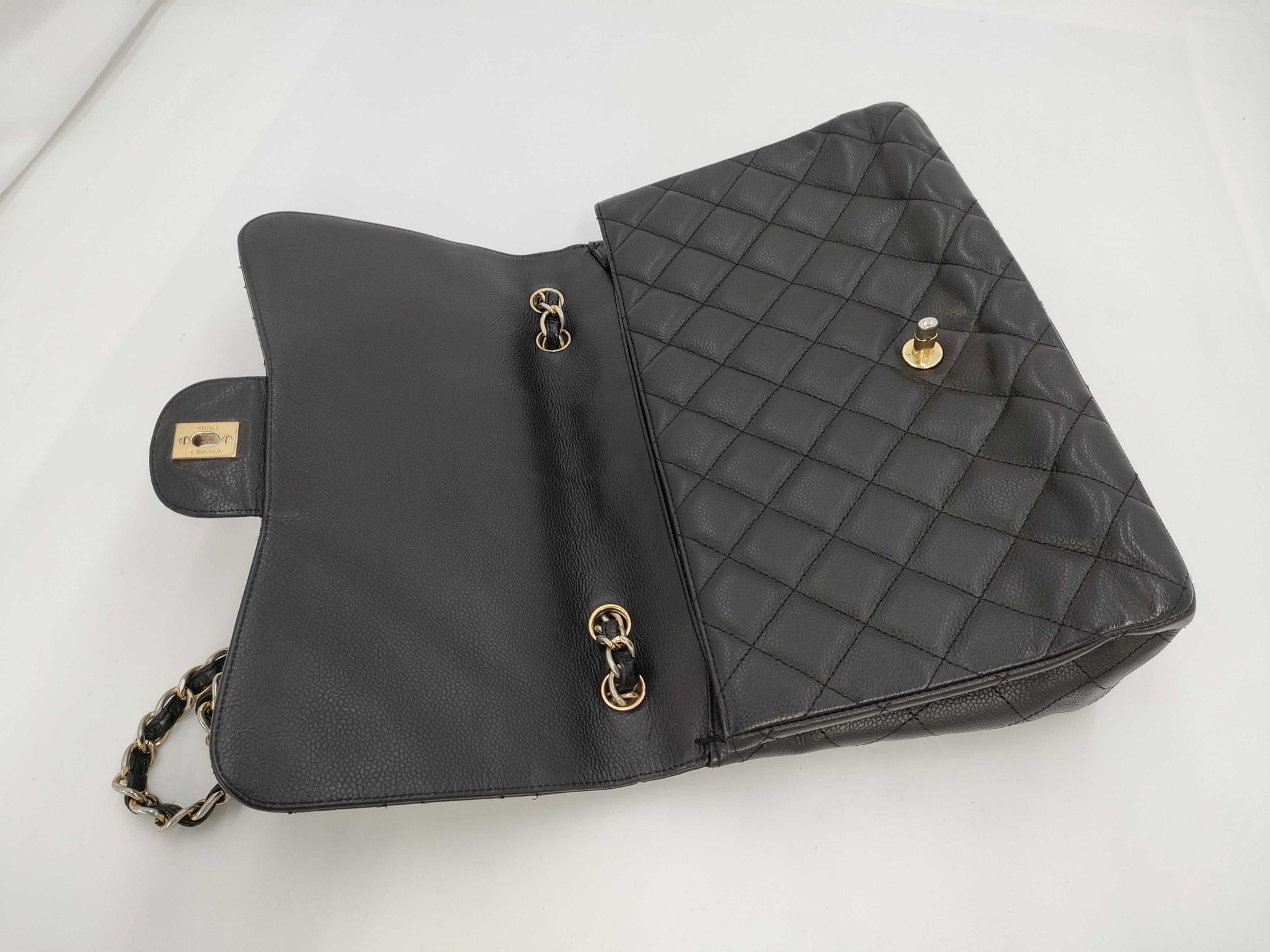 CHANEL Matelasse Shoulder Bag Shoulder Bag