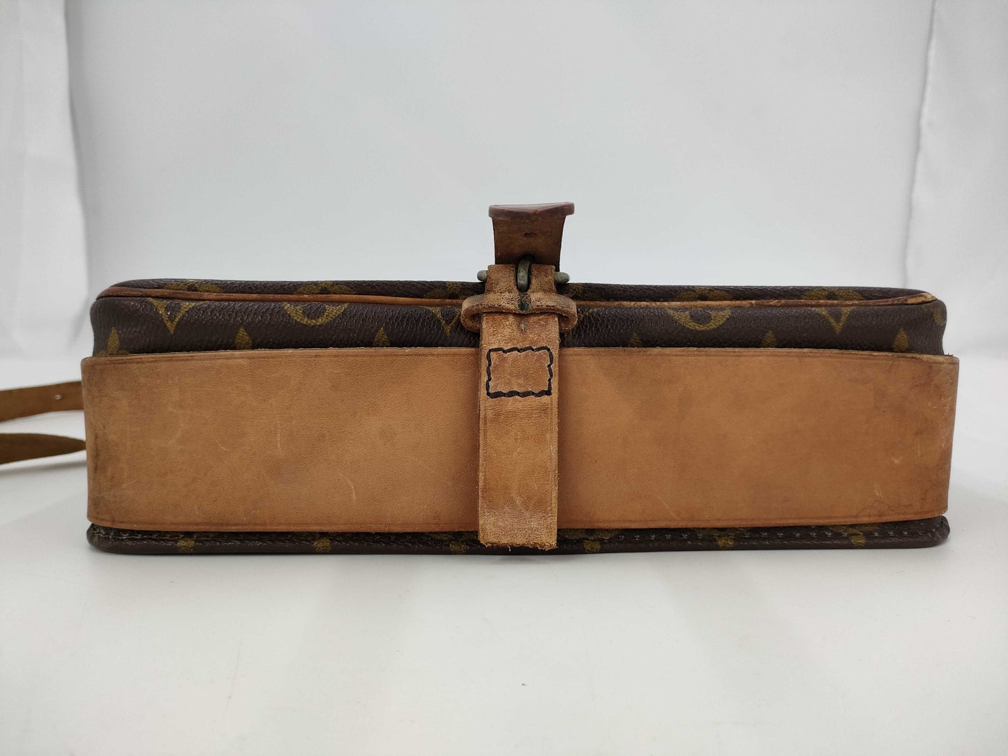 LOUIS VUITTON Monogram Shoulder Bag