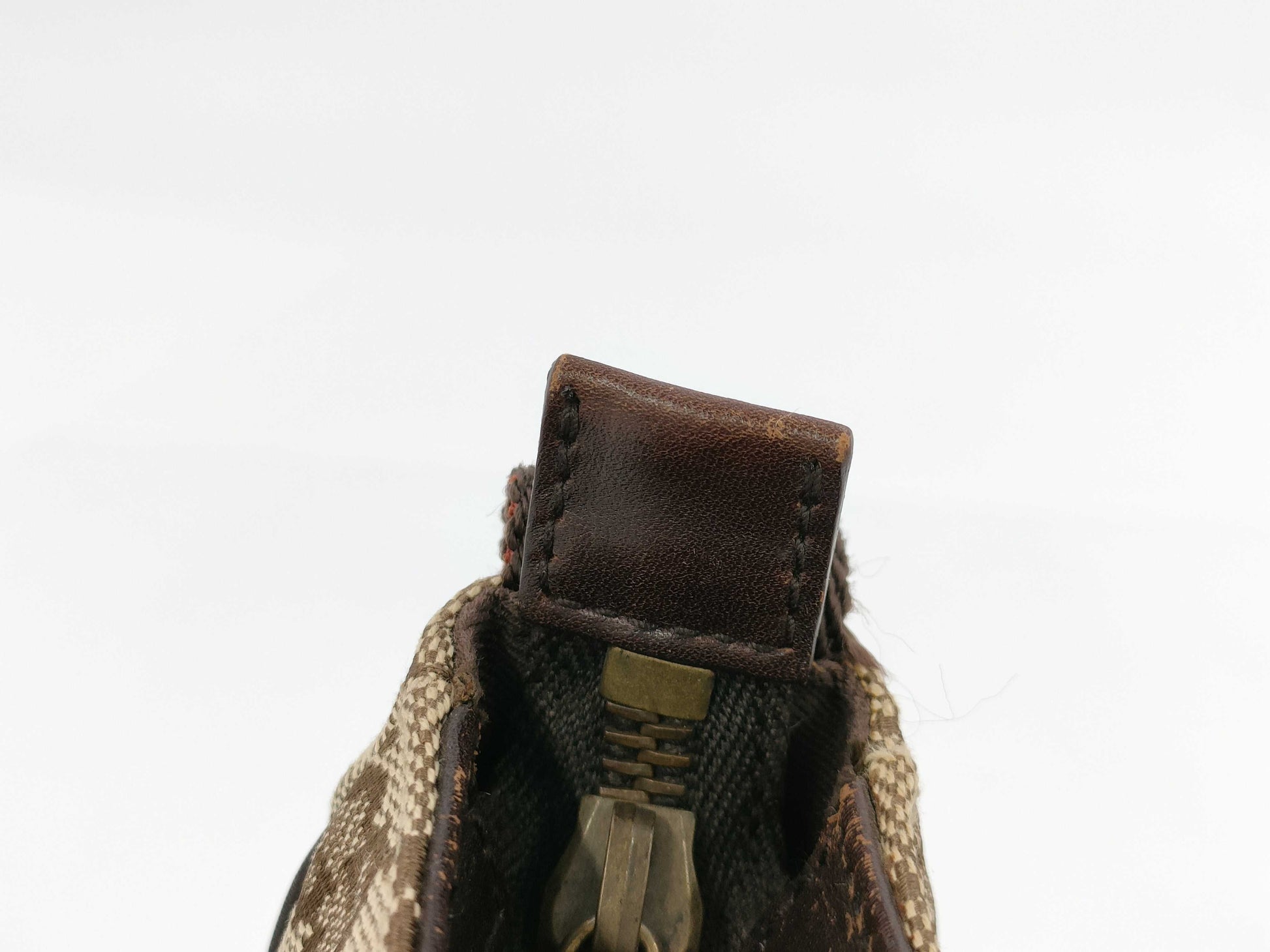 GUCCI GG Canvas Handbag Bag