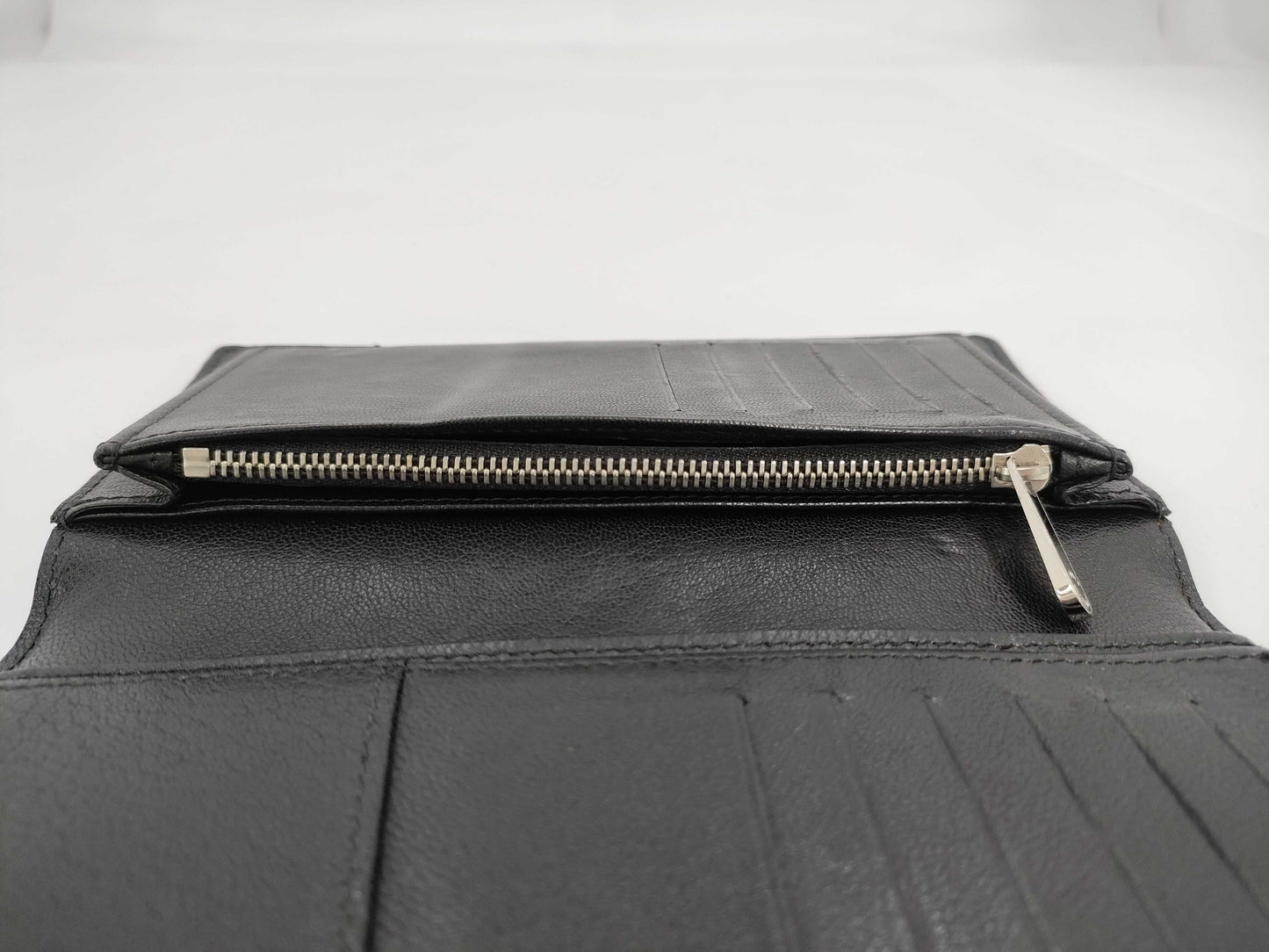 LOUIS VUITTON Ostrich Wallet