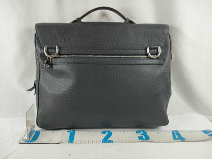 LOUIS VUITTON M32640 Taiga LOUIS VUITTON Business Bag Leather Business Bag