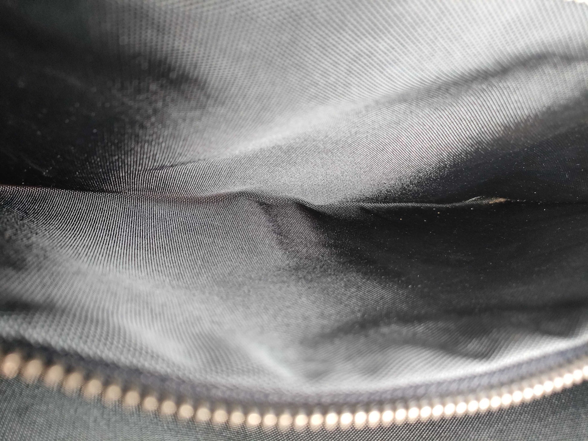 LOUIS VUITTON M32640 Taiga LOUIS VUITTON Business Bag Leather Business Bag