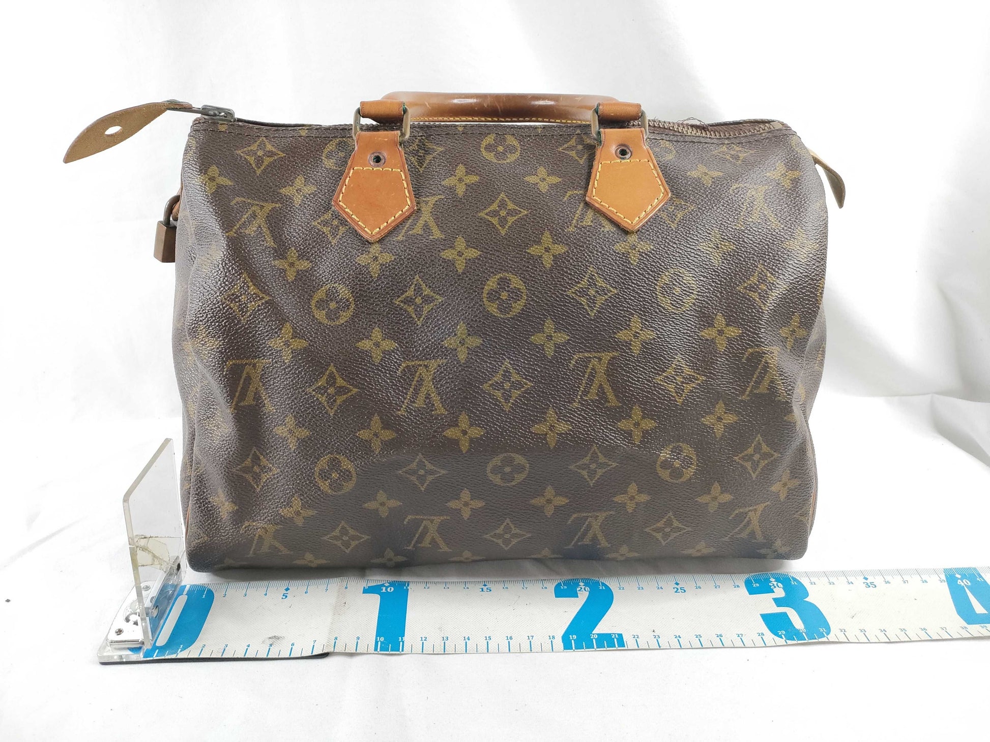 LOUIS VUITTON M41108 Monogram LOUIS VUITTON Louis Vuitton Monogram M41108 Speedy 30 Handbag