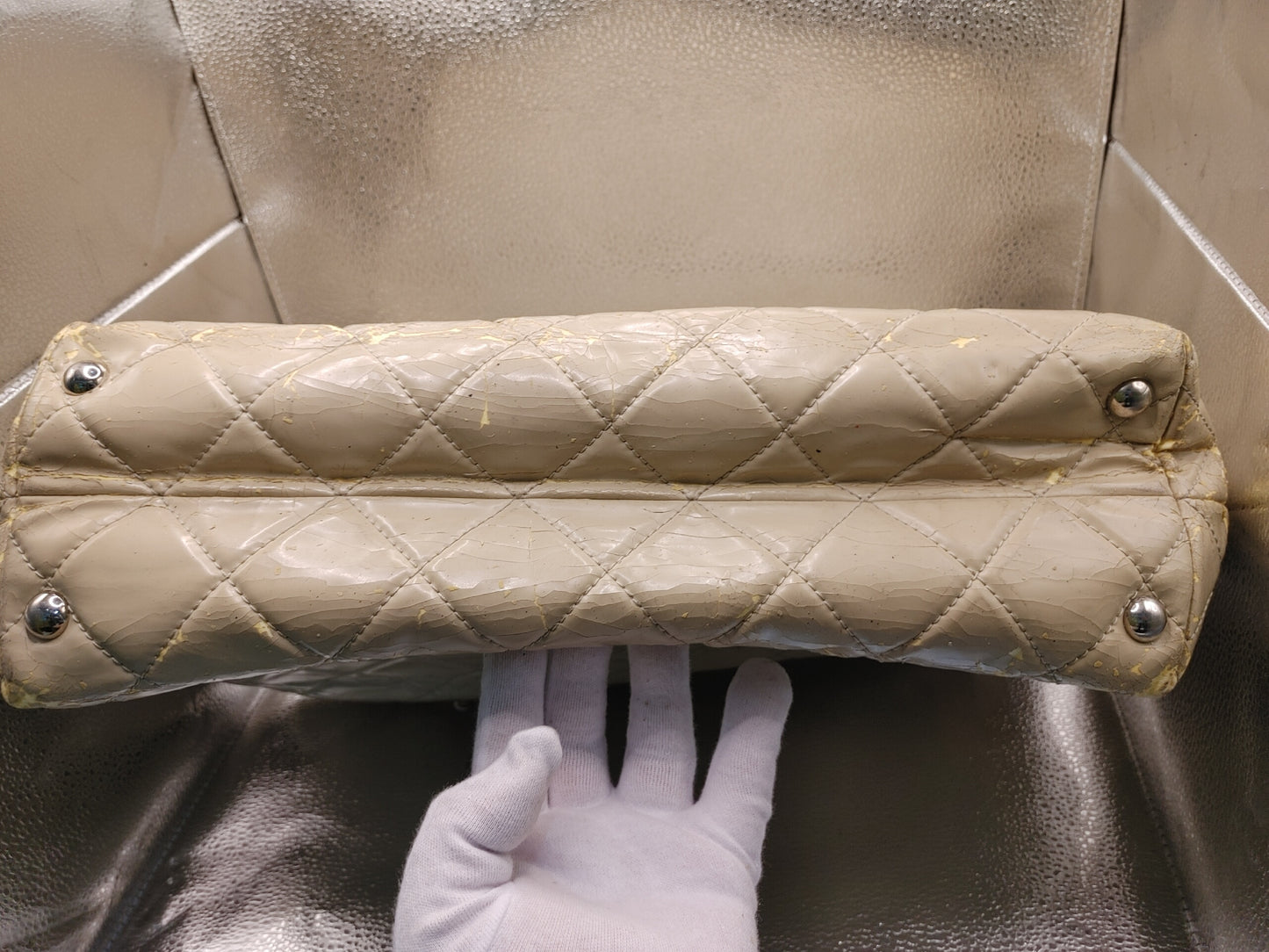 CHANEL Matelasse Chain Shoulder Bag with Seal 14667717, Includes Warranty Card and Bag, Beige Patent Leather Shoulder Bag