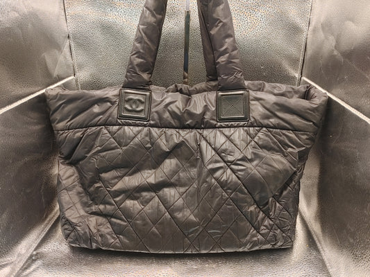 CHANEL Coco Cocoon Tote Bag with Sticker, 13578349, Black Nylon, Non-Stick