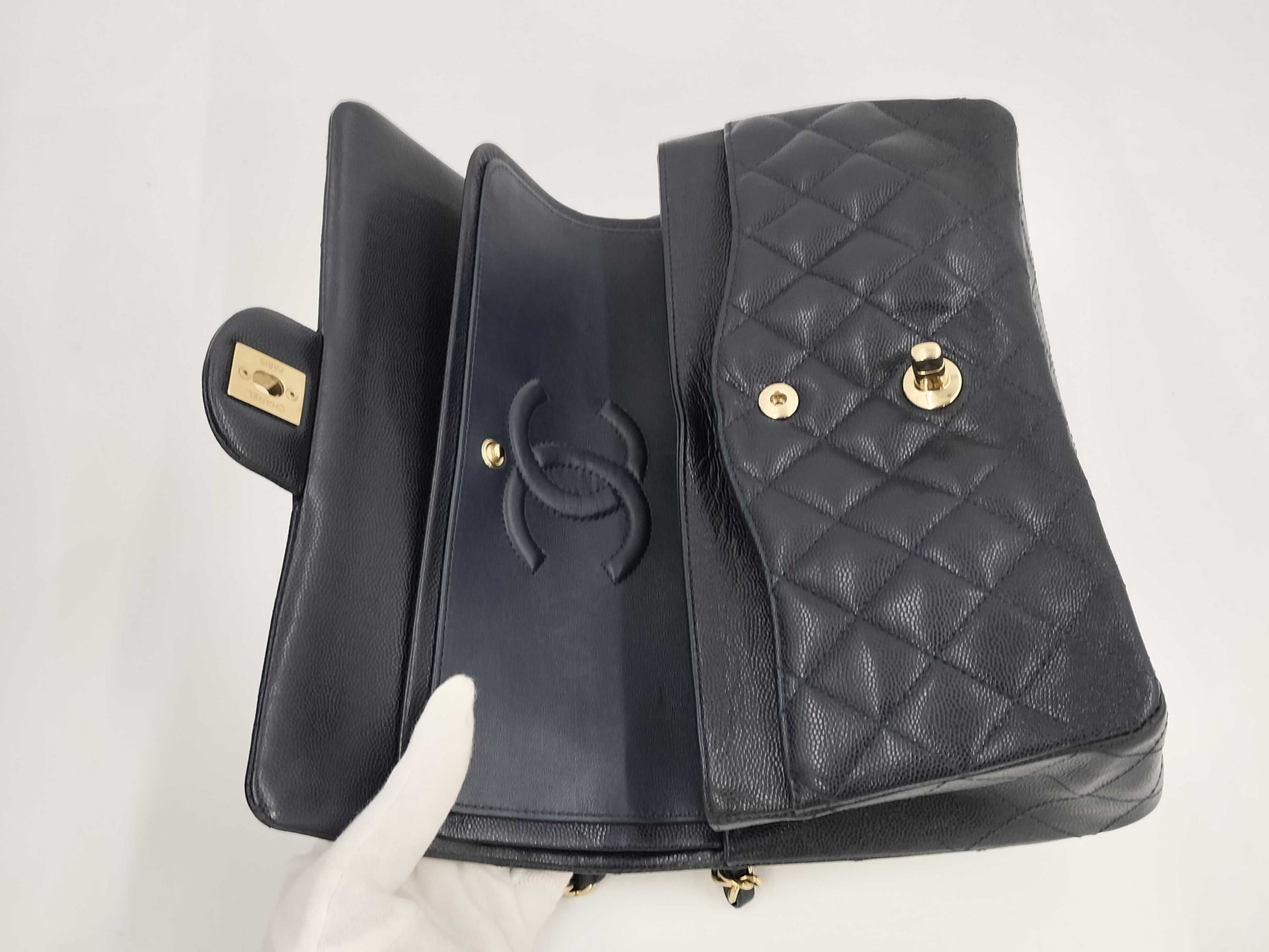 CHANEL CHANEL BAG MATELASSE CAVIAR SKIN 25CM MICROCHIP NAVY CHAIN ​​SHOULDER KJAU397E Shoulder Bag