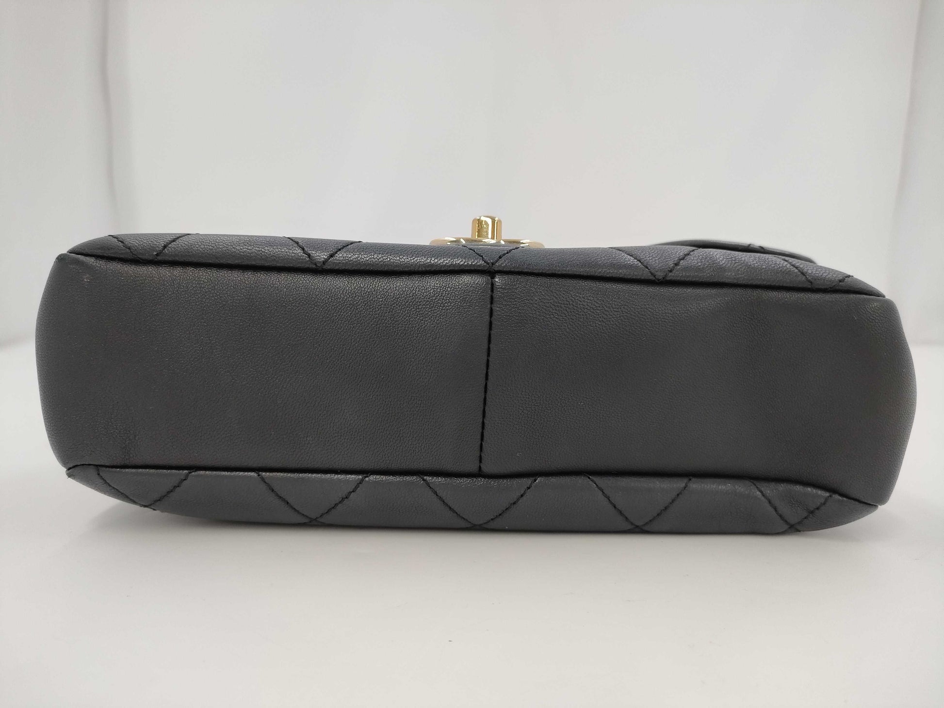CHANEL CHANEL BAG MATELASSE LAMBSKIN FLAP CRUISE TOP HANDLE 2-WAY BAG NO.29 W/O CARD GHW Handbag