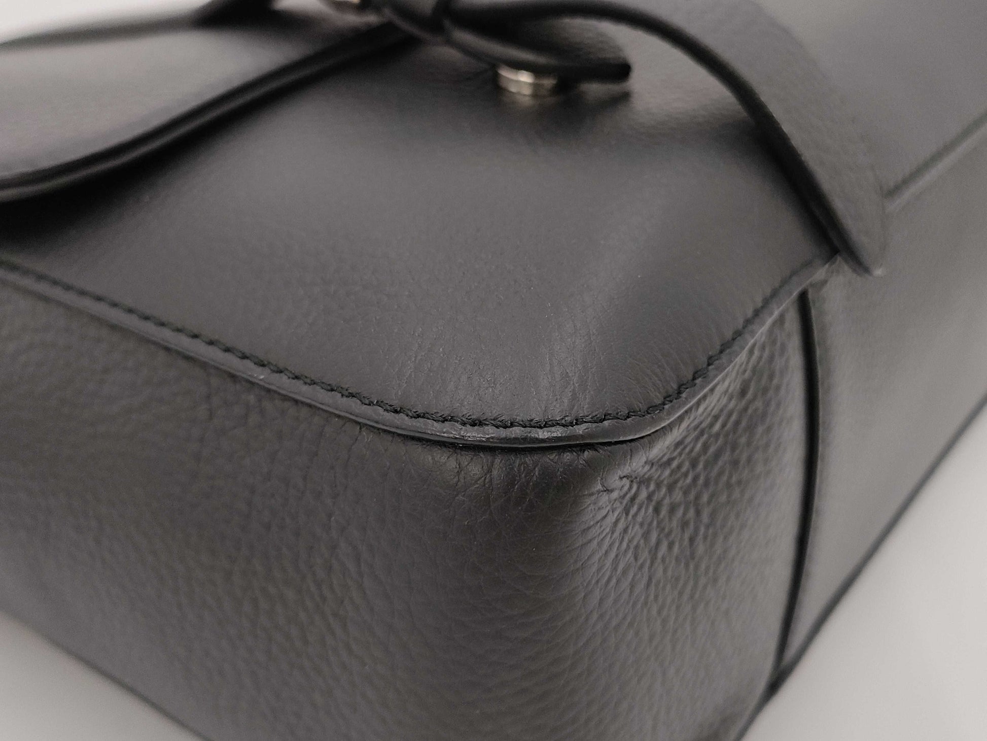 Alexander McQueen shoulder bag