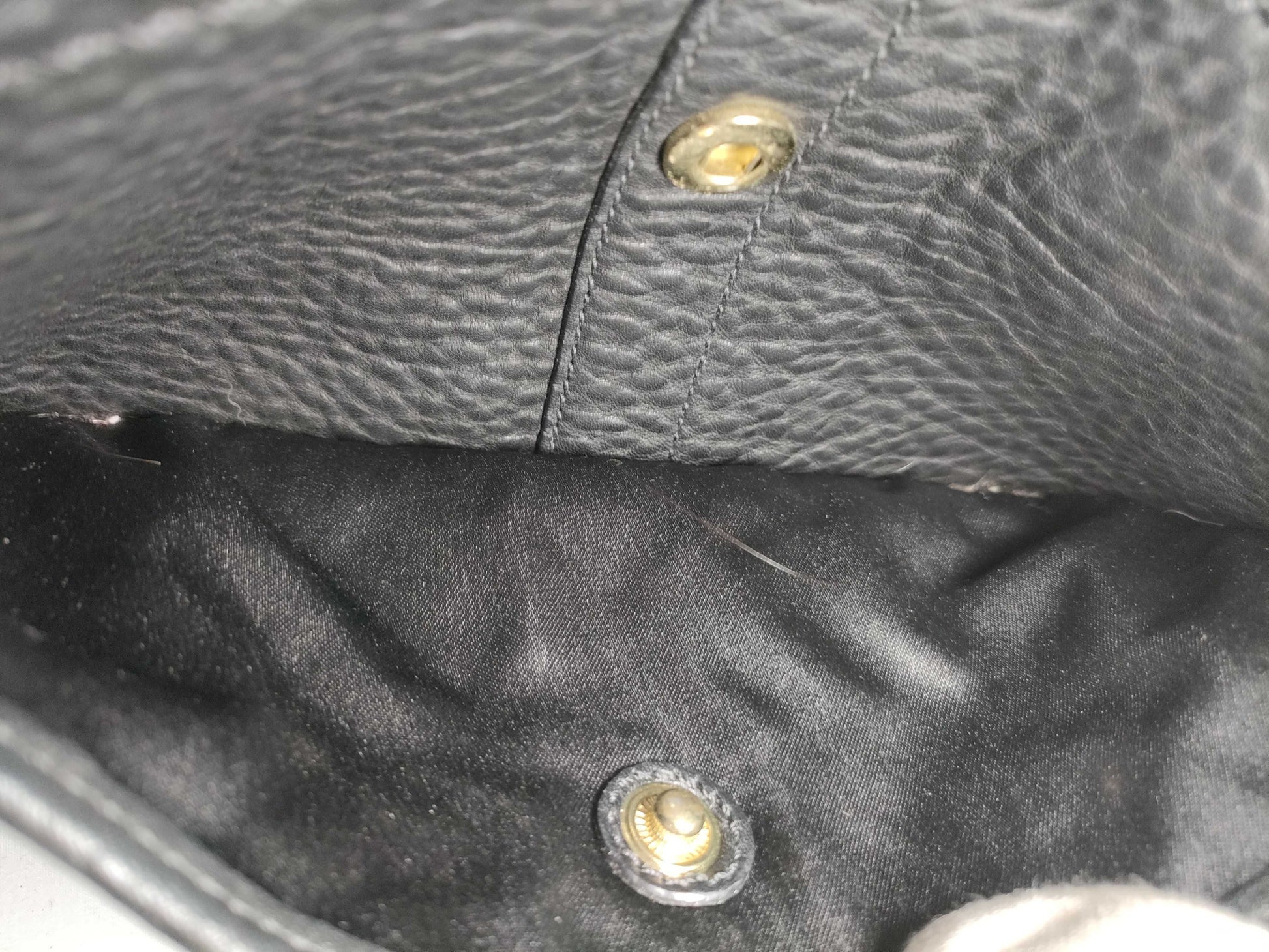 COACH shoulder bag in black calf leather