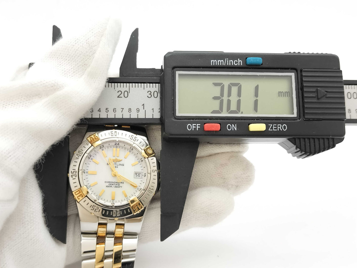 BREITLING Starliner B71340 938043 Shell Dial Quartz Women's Watch