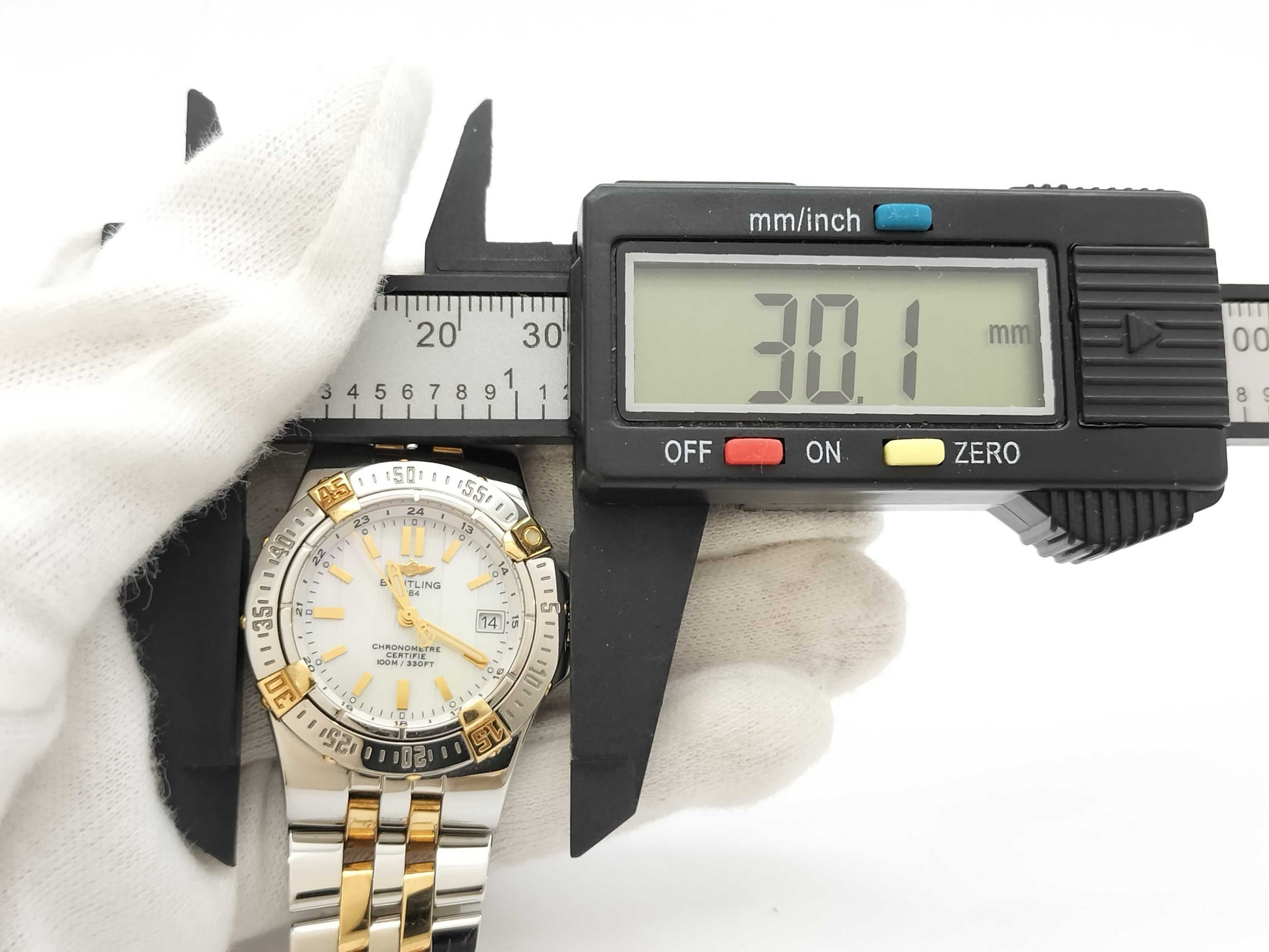 BREITLING Starliner B71340 938043 Shell Dial Quartz Women's Watch