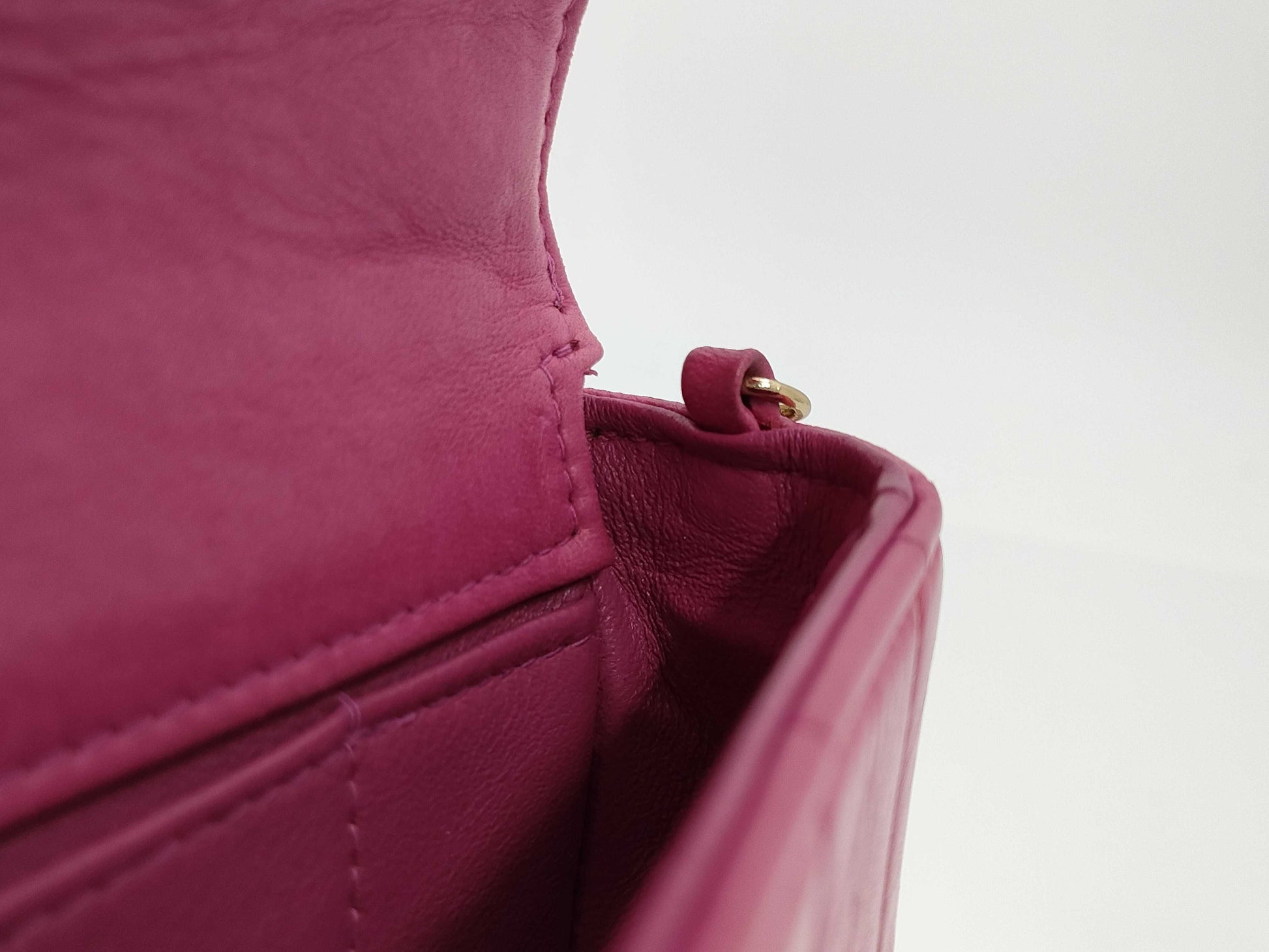 CHANEL Chocobar Chain Shoulder Bag with Turn Lock, Pink