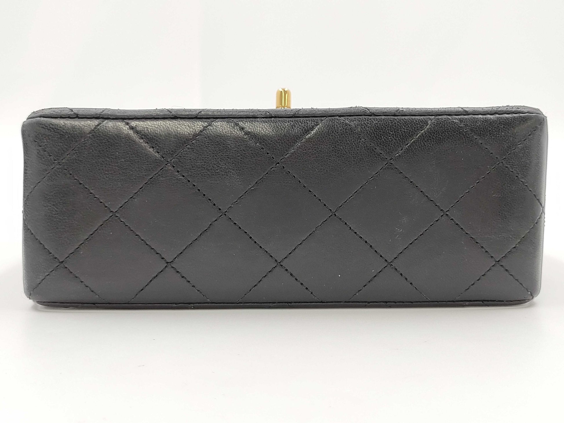 CHANEL Mini Matelasse Lambskin Chain Shoulder Bag