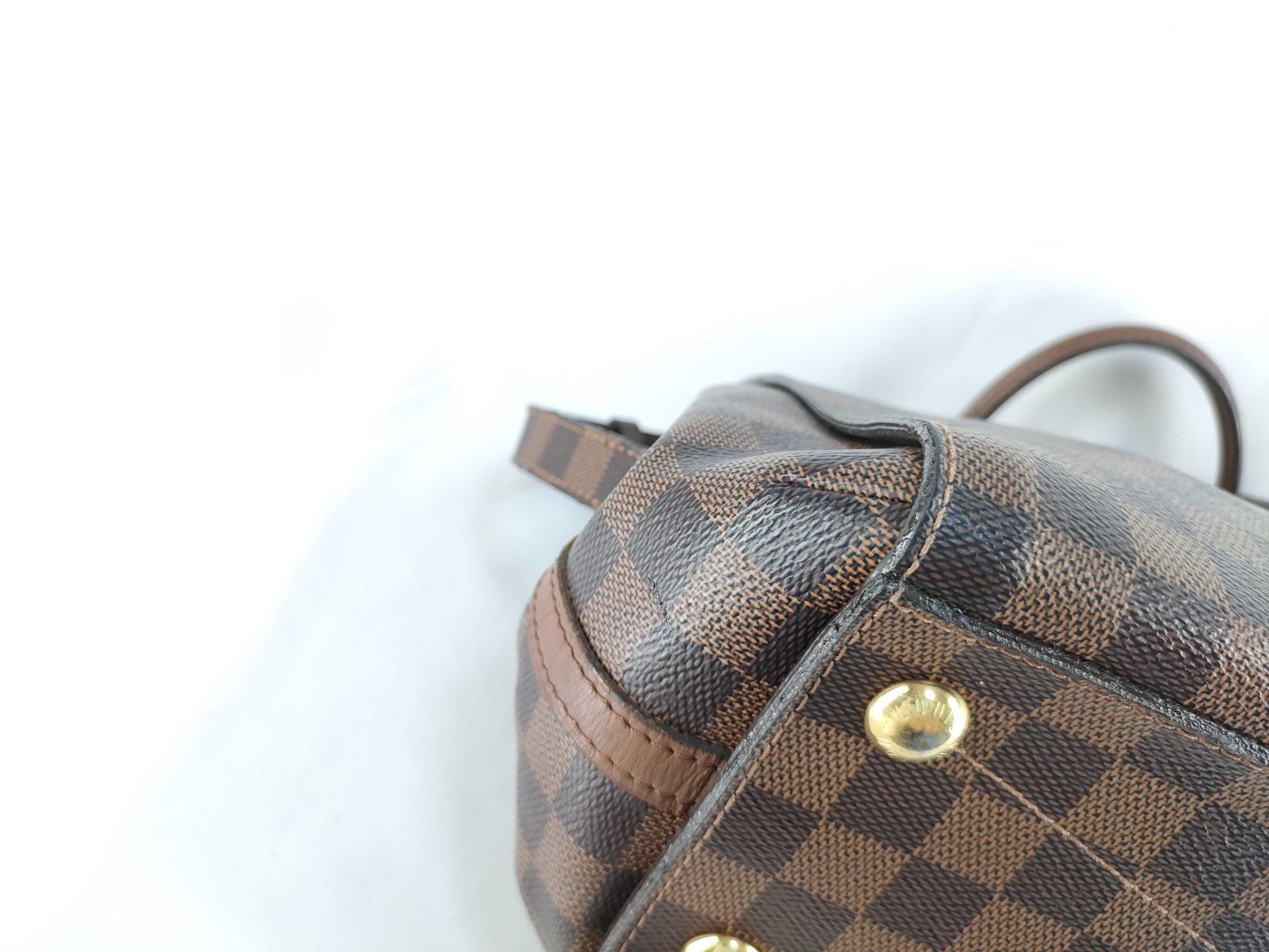 LOUIS VUITTON Damier Greenwich Handbag