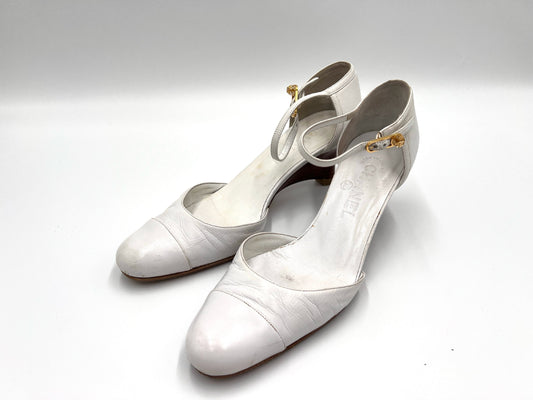  CHANEL Coco Mark Leather Wedge Sole Pumps White Size 37