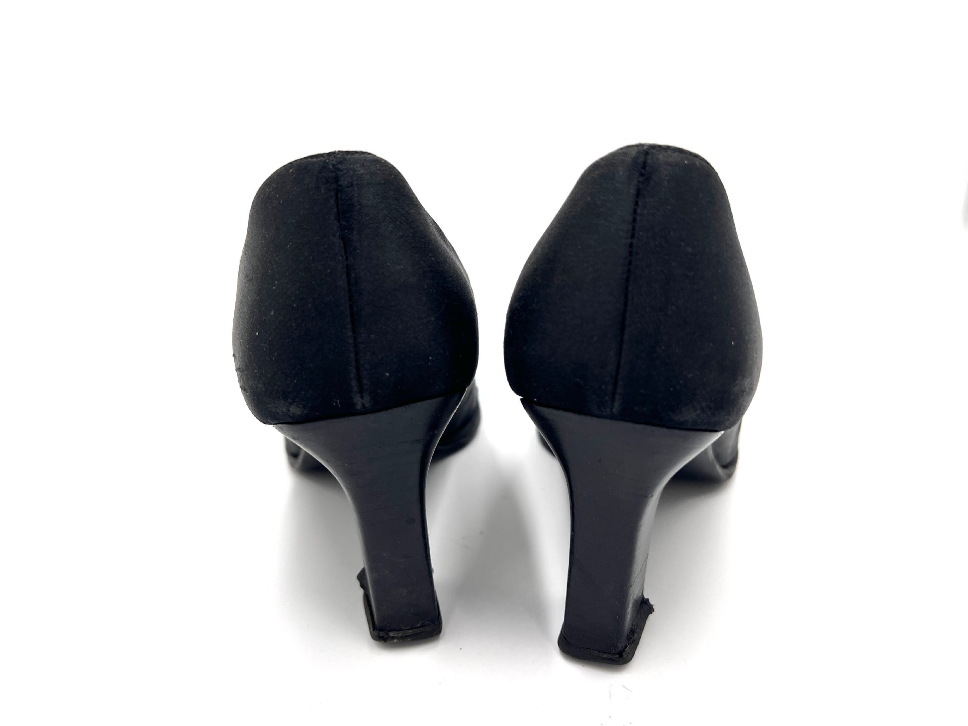 GUCCI Satin G Logo Plate High Heel Pumps Black Size 37