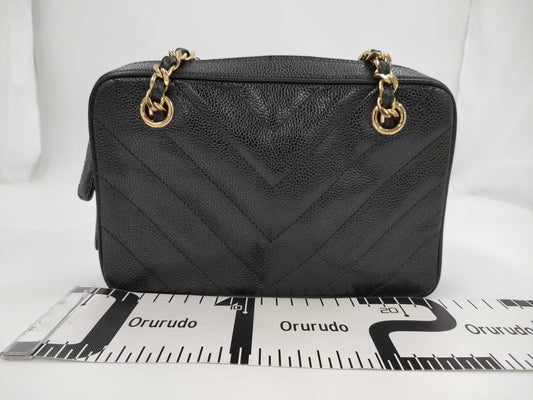CHANEL Chevron Caviar Leather Chain Shoulder Bag in Black with Gold Hardware, 6877469, No. 6