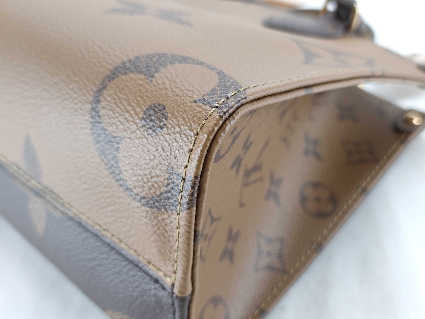 LOUIS VUITTON On the Go PM M46373 Tote Bag