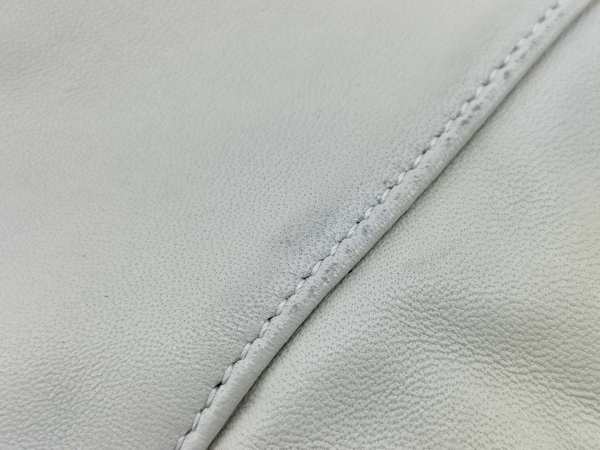 SAINT LAURENT Drawstring Bag Ivory Shoulder Bag