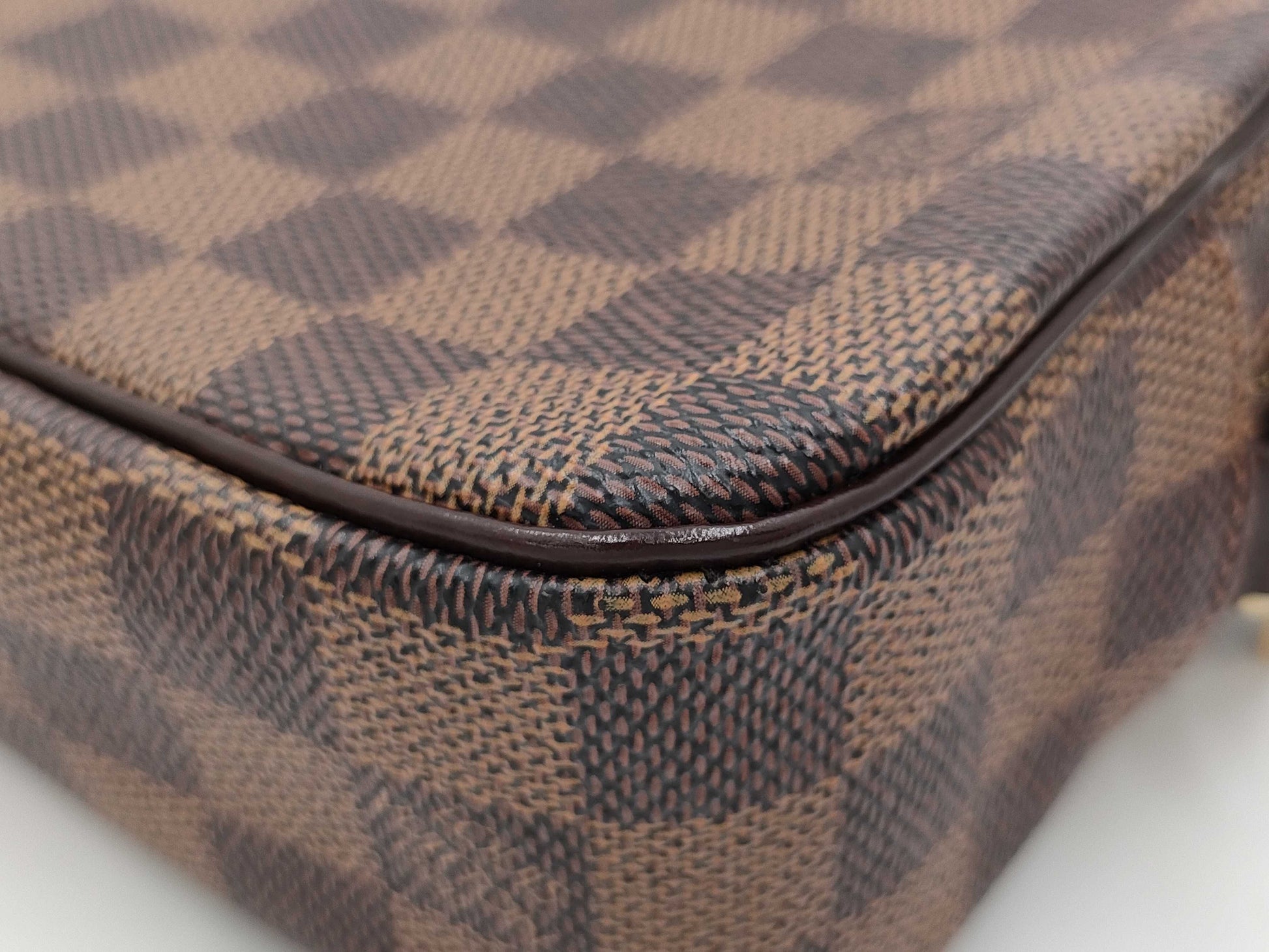 LOUIS VUITTON Damier Pochette Cite N48045 DU0094 Shoulder Bag