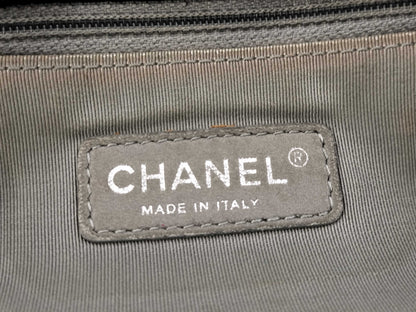 CHANEL Parisian Bubble Quilt Double Chain Shoulder Bag No. 14
