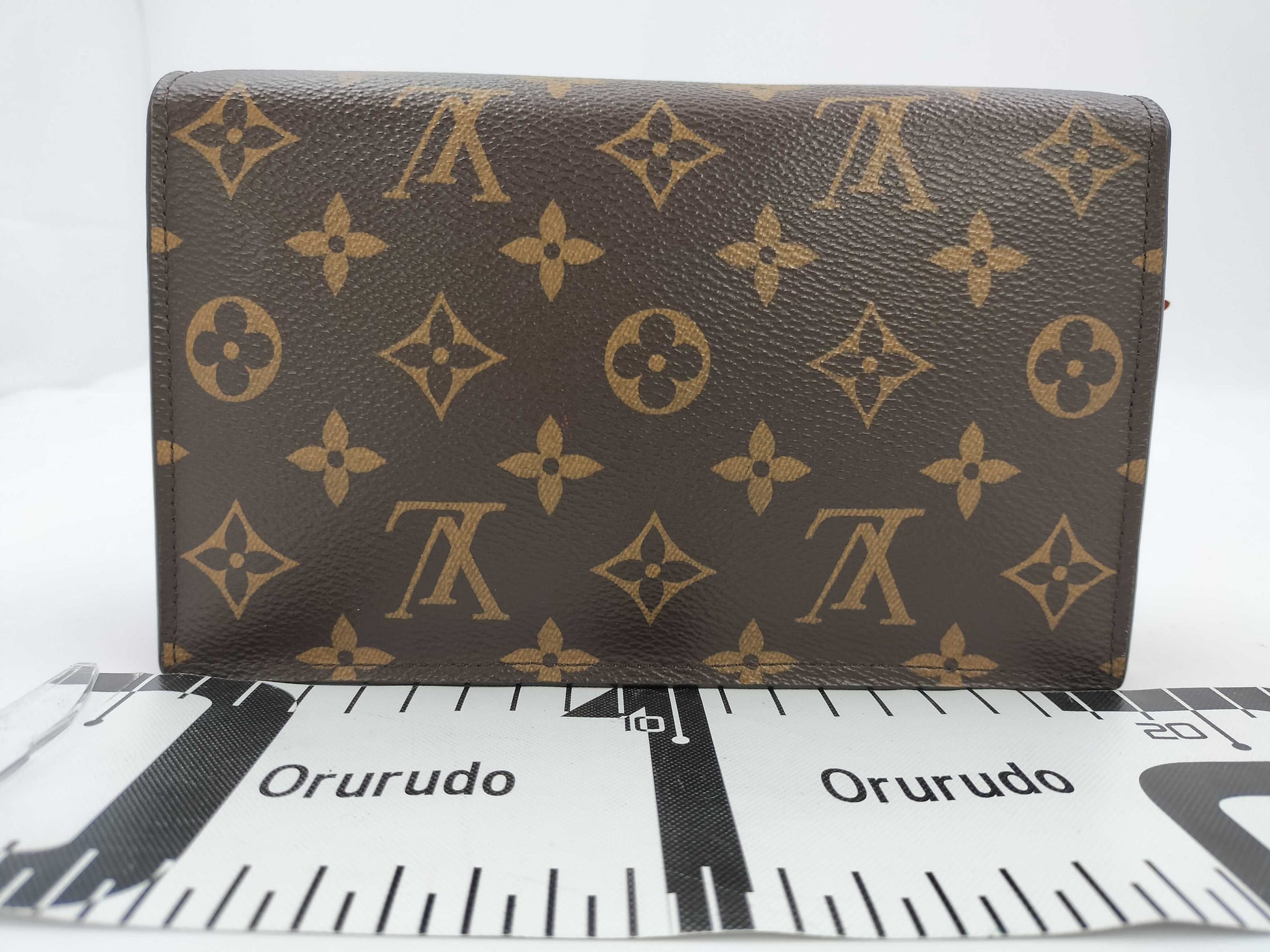 LOUIS VUITTON Louis Vuitton Chain Shoulder Bag