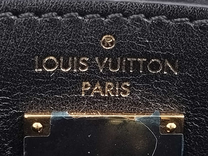 LOUIS VUITTON Louis Vuitton Handbag