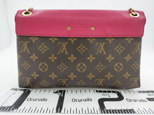 LOUIS VUITTON Louis Vuitton Monogram Shoulder Bag Shoulder Bag