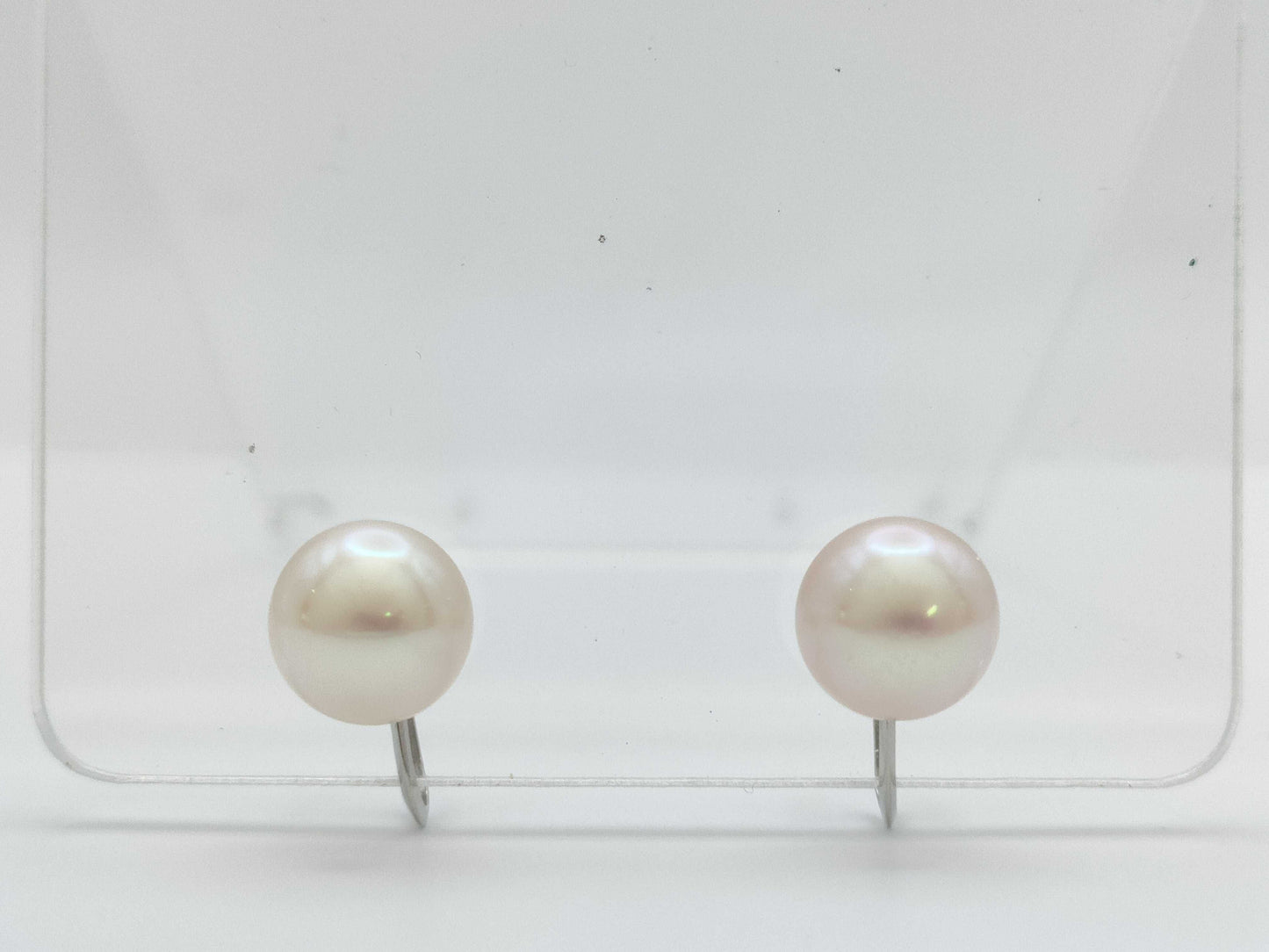 Pearl diameter: Approx. 8.8mm x 2, PT850, 3.2g, Earrings 