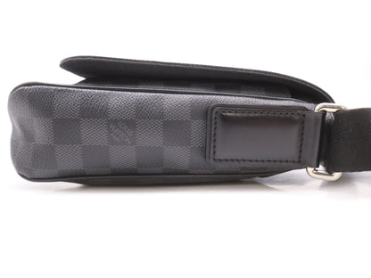 LOUIS VUITTON N41260? Damier Graphite District PM Shoulder Bag
