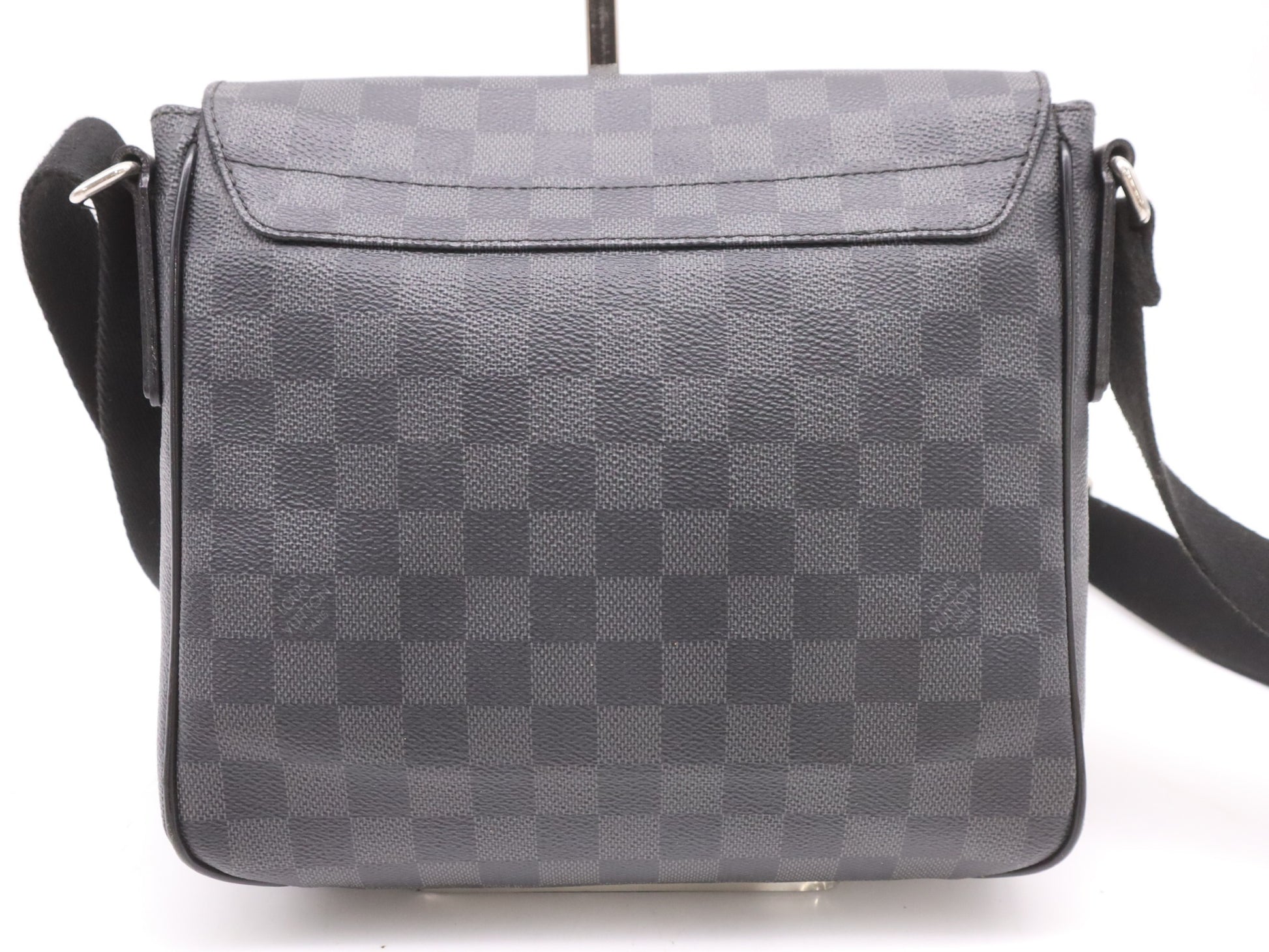 LOUIS VUITTON N41260? Damier Graphite District PM Shoulder Bag