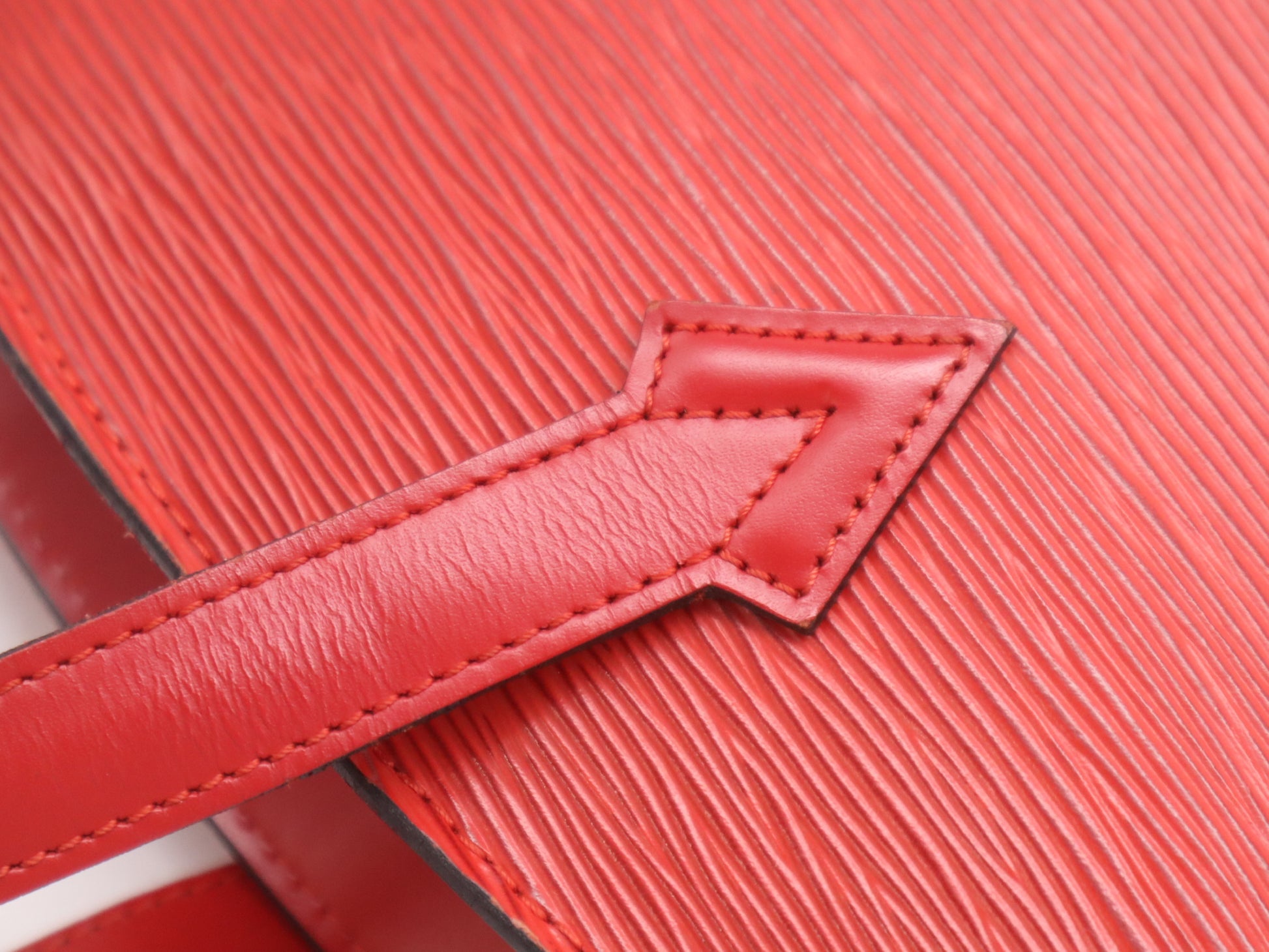 LOUIS VUITTON M52337 Epi Saint-Jacques Poignier Long Castilian Red Tote Bag