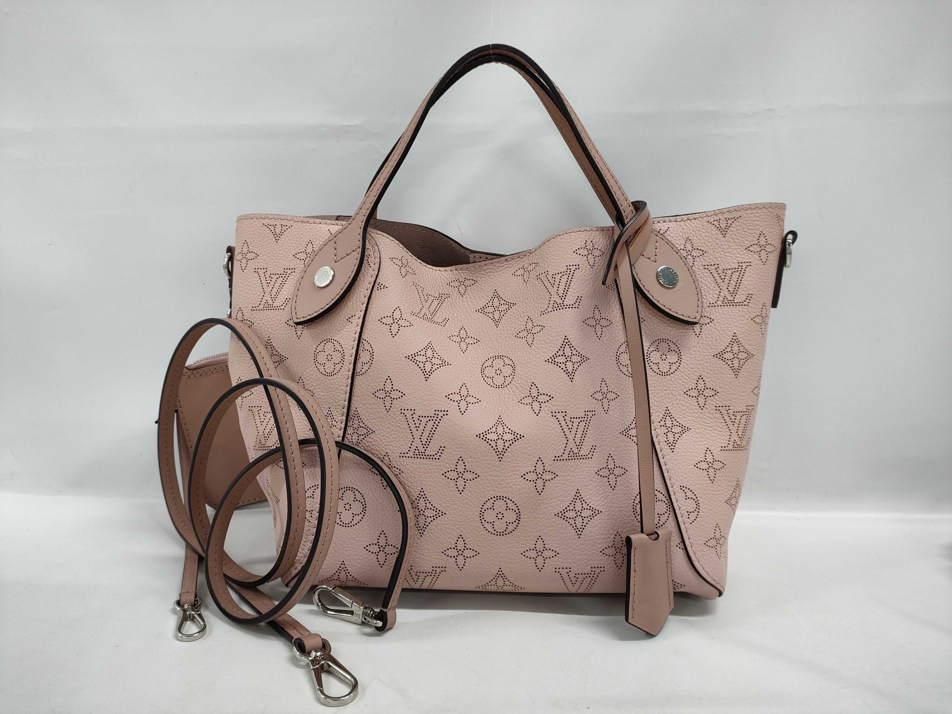 LOUIS VUITTON Hina PM 2-Way Handbag Monogram Mahina Magnolia M54353 DR3198 Pouch Shoulder Strap Handbag