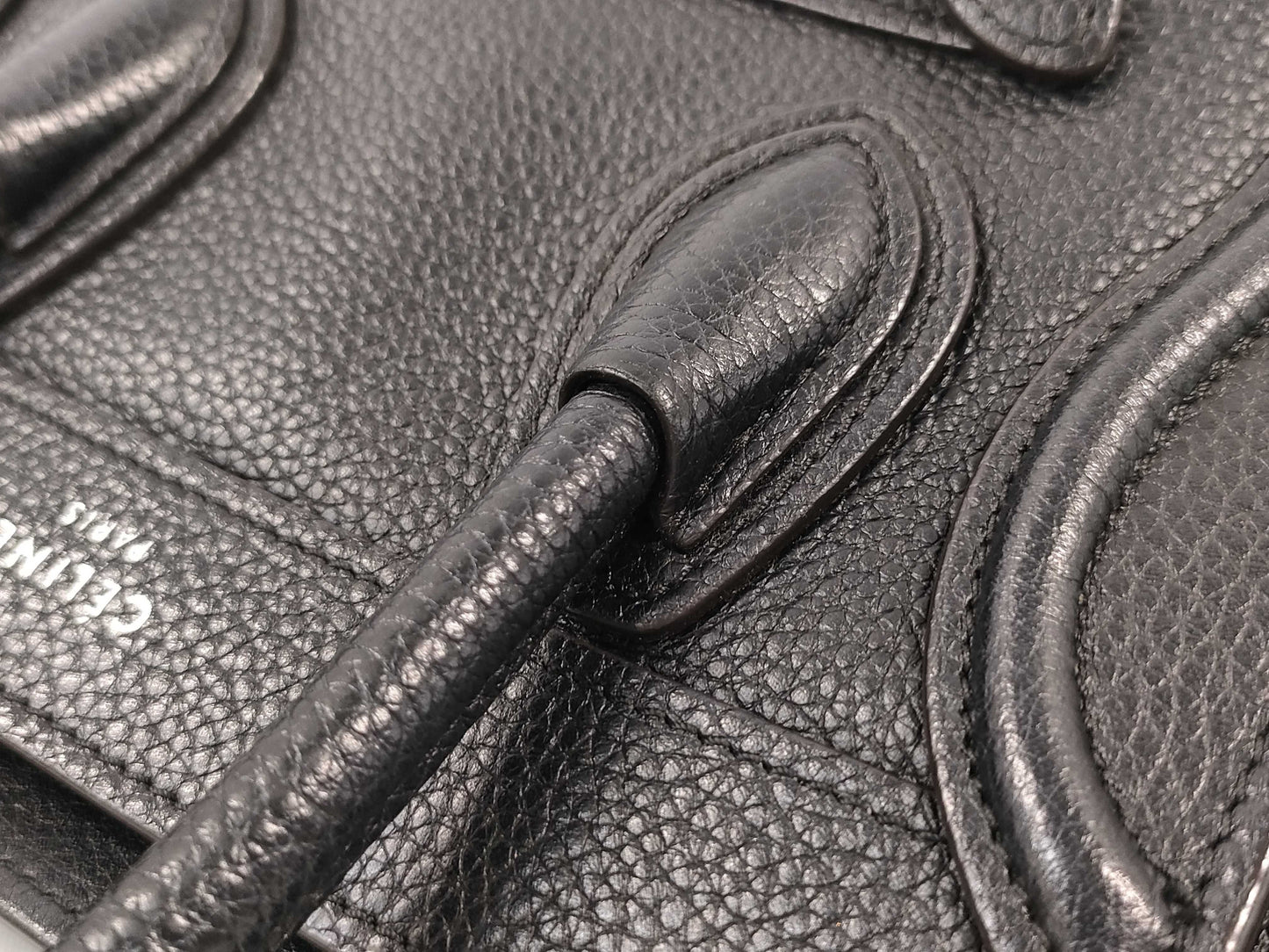 CELINE Luggage Nano Shopper Black with Silver Hardware and Leather Shoulder Bag W0U00093 Handbag