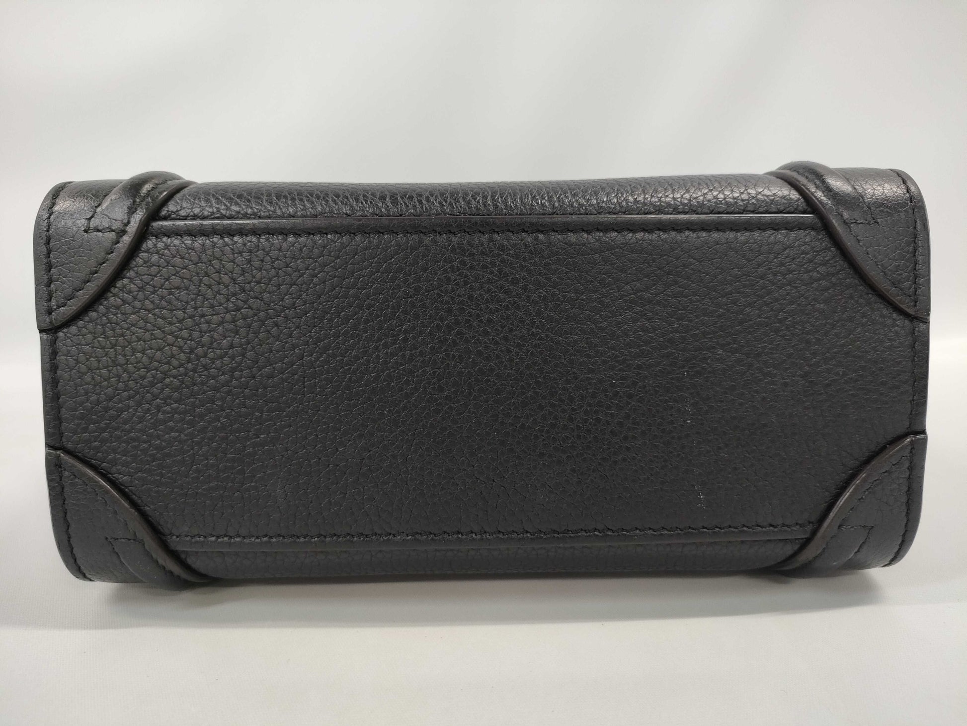 CELINE Luggage Nano Shopper Black with Silver Hardware and Leather Shoulder Bag W0U00093 Handbag