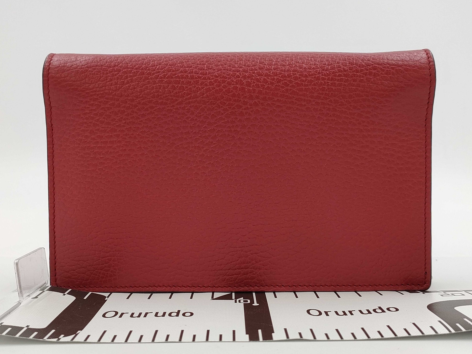 GUCCI Interlocking G Chain Shoulder Wallet in Red with Gold Hardware and Leather, 510314 203887 Shoulder Bag