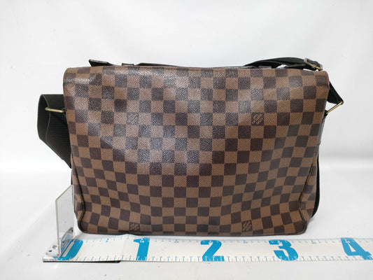 LOUIS VUITTON N 42270 Damier LV Bag x 1 Shoulder Bag