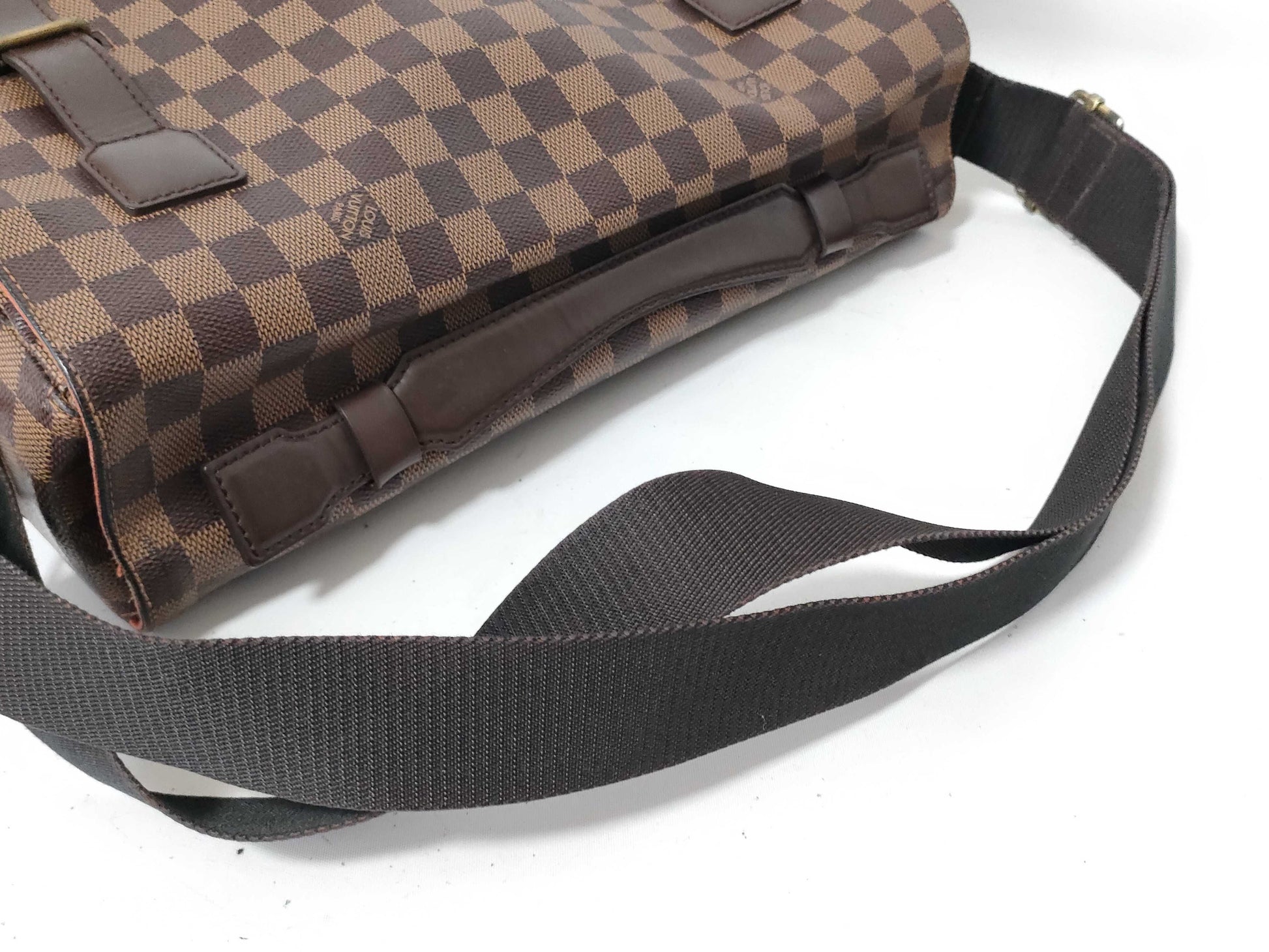 LOUIS VUITTON N 42270 Damier LV Bag x 1 Shoulder Bag