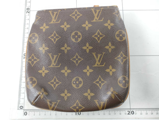 LOUIS VUITTON M 51901 Monogram LV Pouch x 1 Pouch