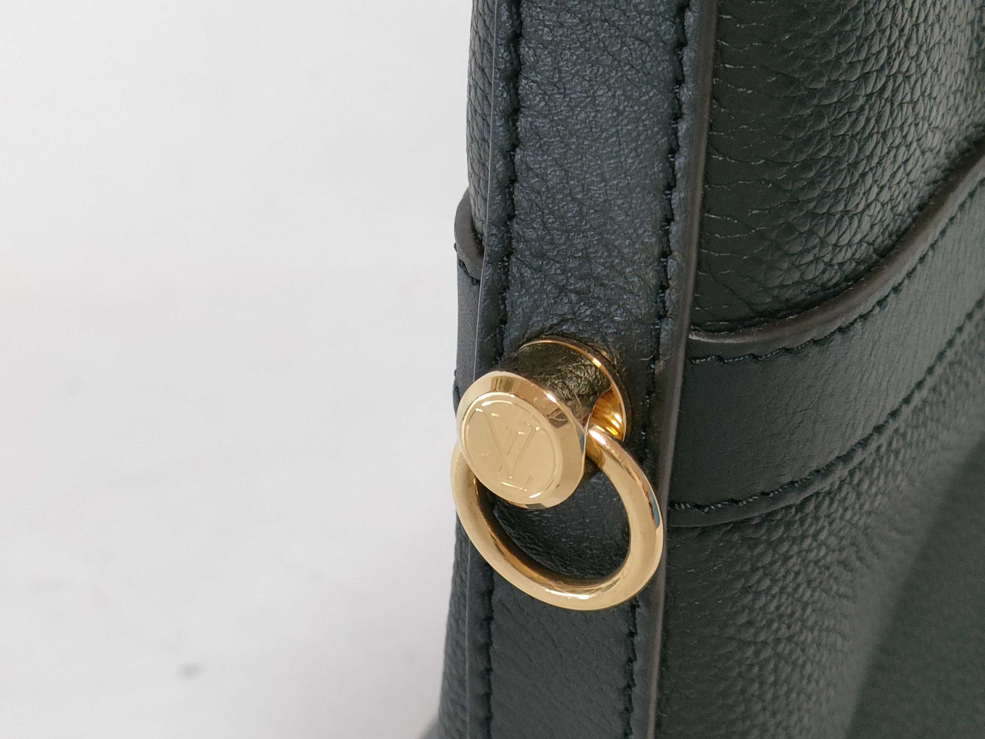 LOUIS VUITTON M57934 Cruiser PM Calfskin Black Shoulder Bag M57934