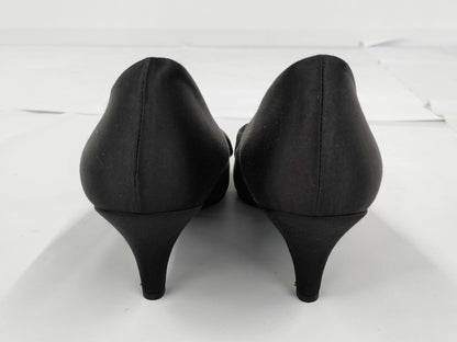 CHANEL pumps with satin ribbon, black, size 39