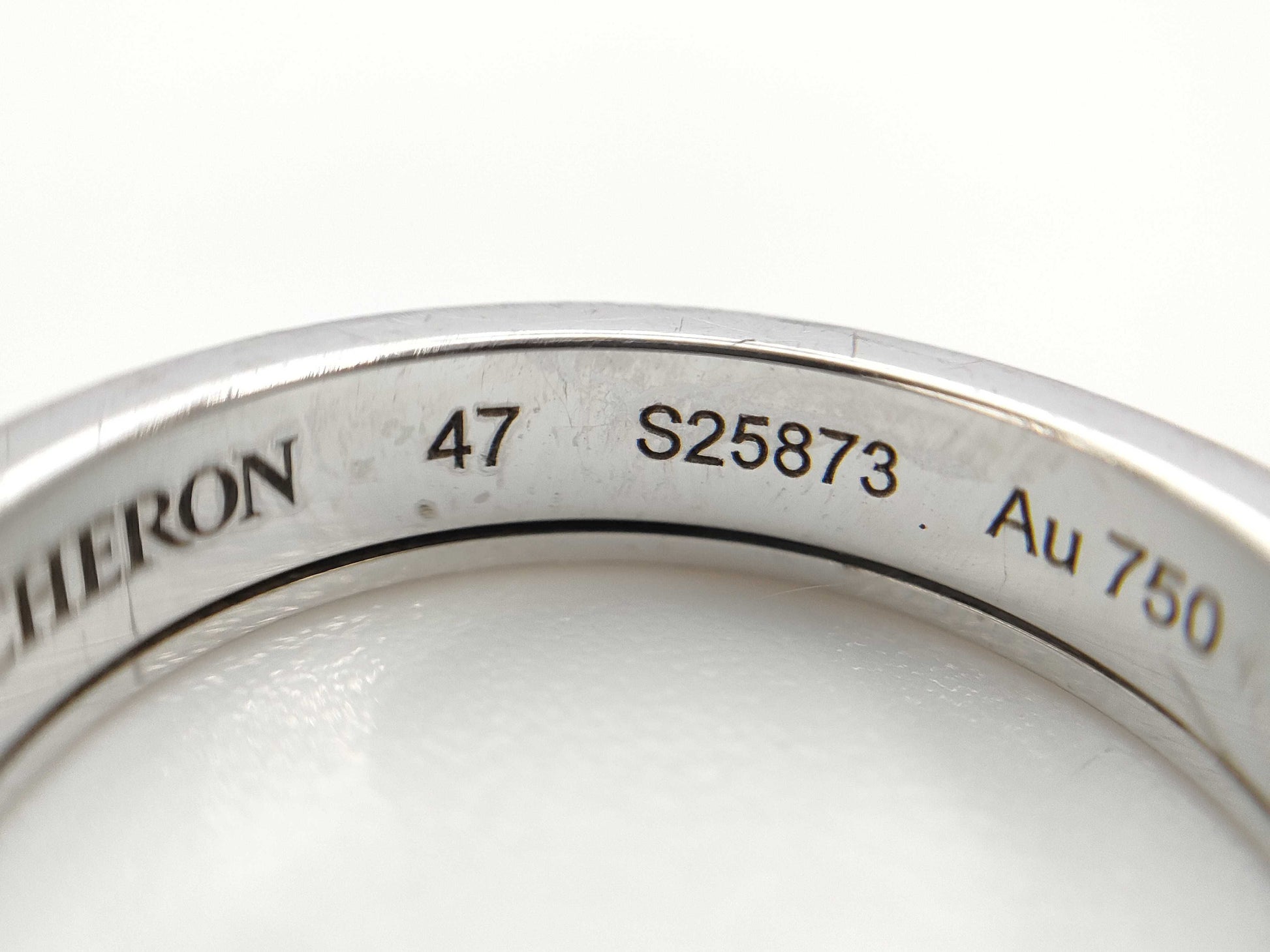 BOUCHERON Quatre Classic #47 WG AU750 2.8g Ring 