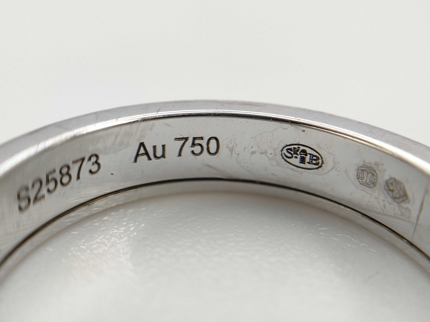 BOUCHERON Quatre Classic #47 WG AU750 2.8g Ring 
