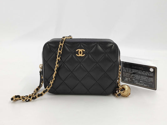 CHANEL Matelasse Ball Chain Shoulder Bag Lamb Shoulder Bag
