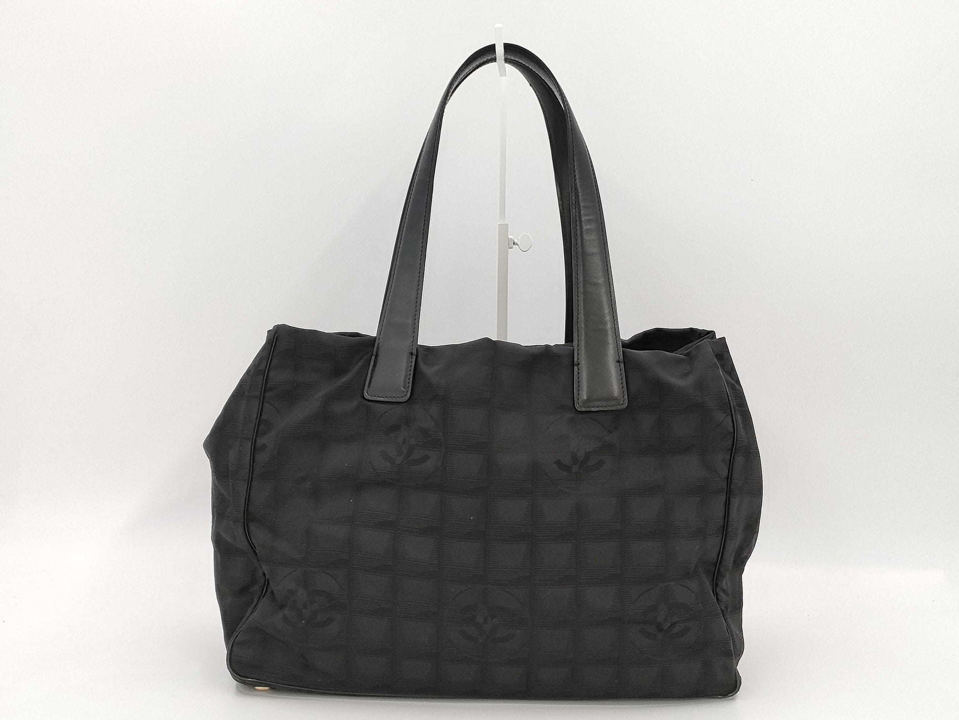 CHANEL New Travel Line Tote Bag Tote Bag