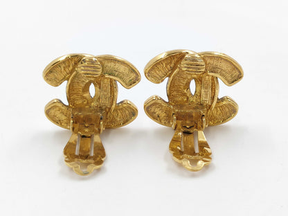 CHANEL Coco Matelasse Earrings