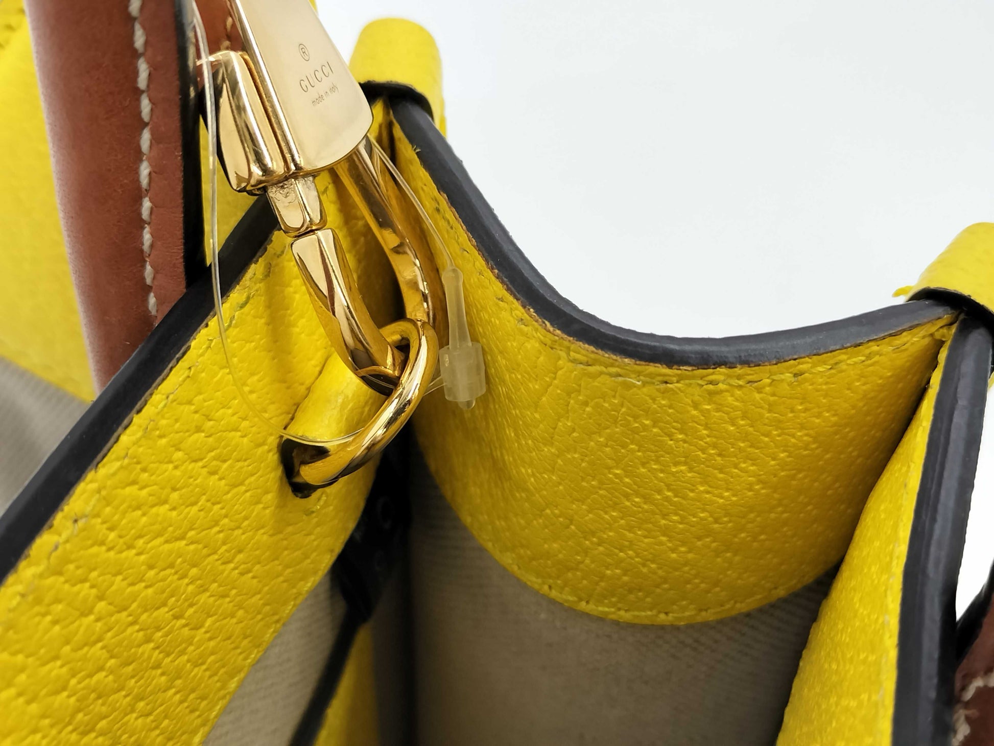 GUCCI GUCCI GG Supreme Vertical 2-Way Handbag