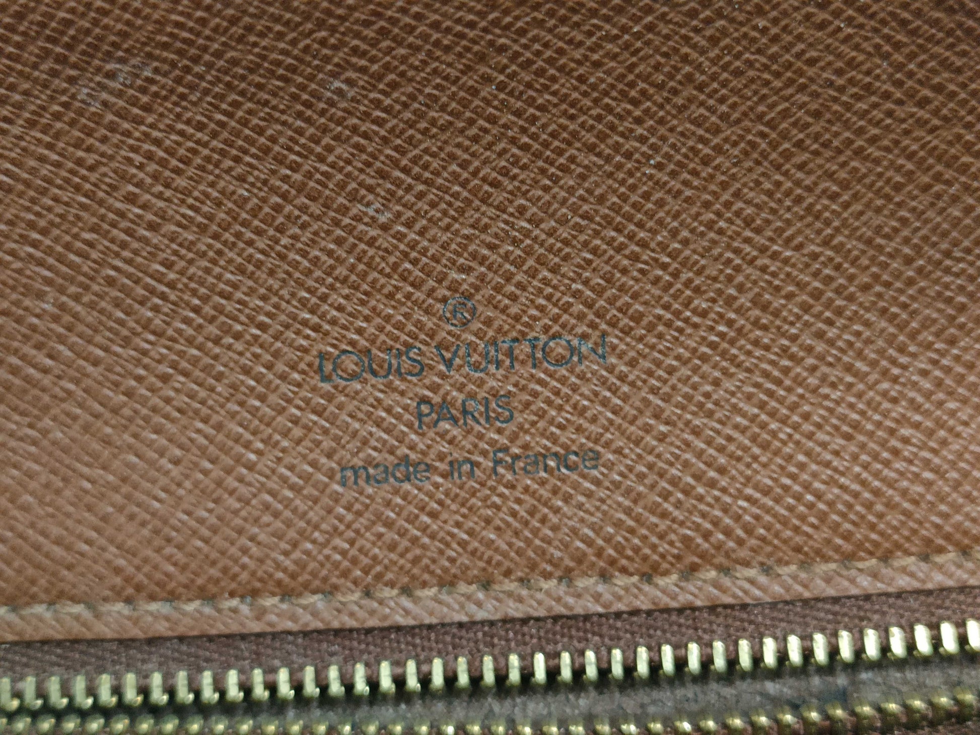 LOUIS VUITTON M51242 Monogram Saint-Cloud Shoulder Bag