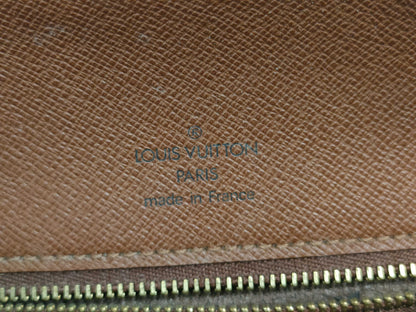 LOUIS VUITTON M51242 Monogram Saint-Cloud Shoulder Bag